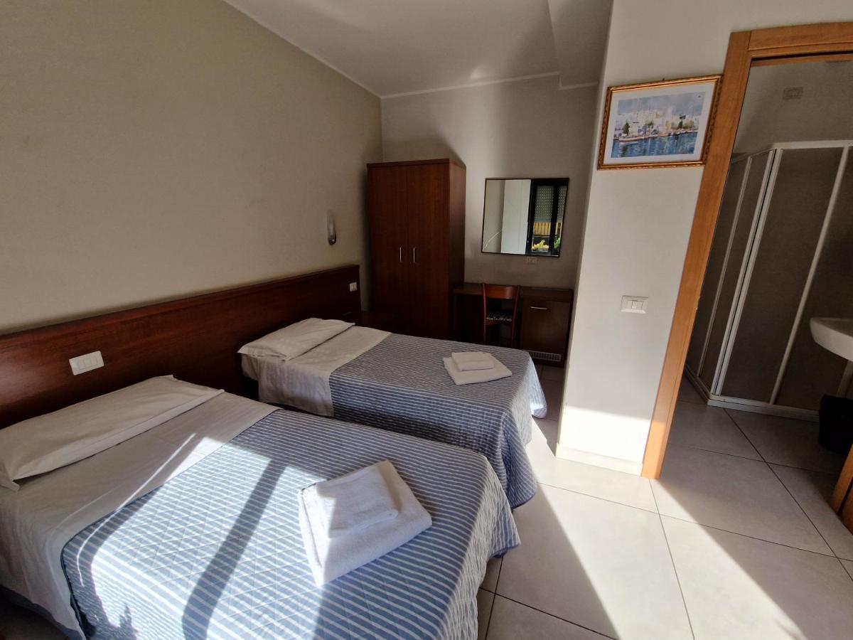 Hotel Bonola Milano Esterno foto