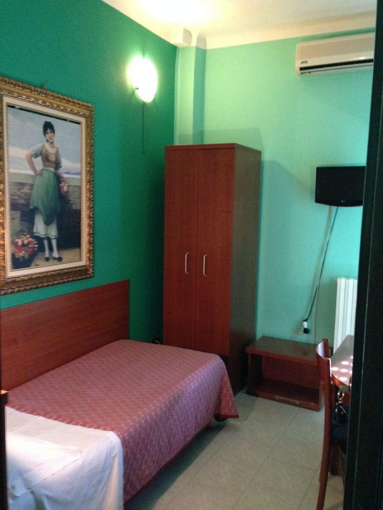 Hotel Bonola Milano Esterno foto